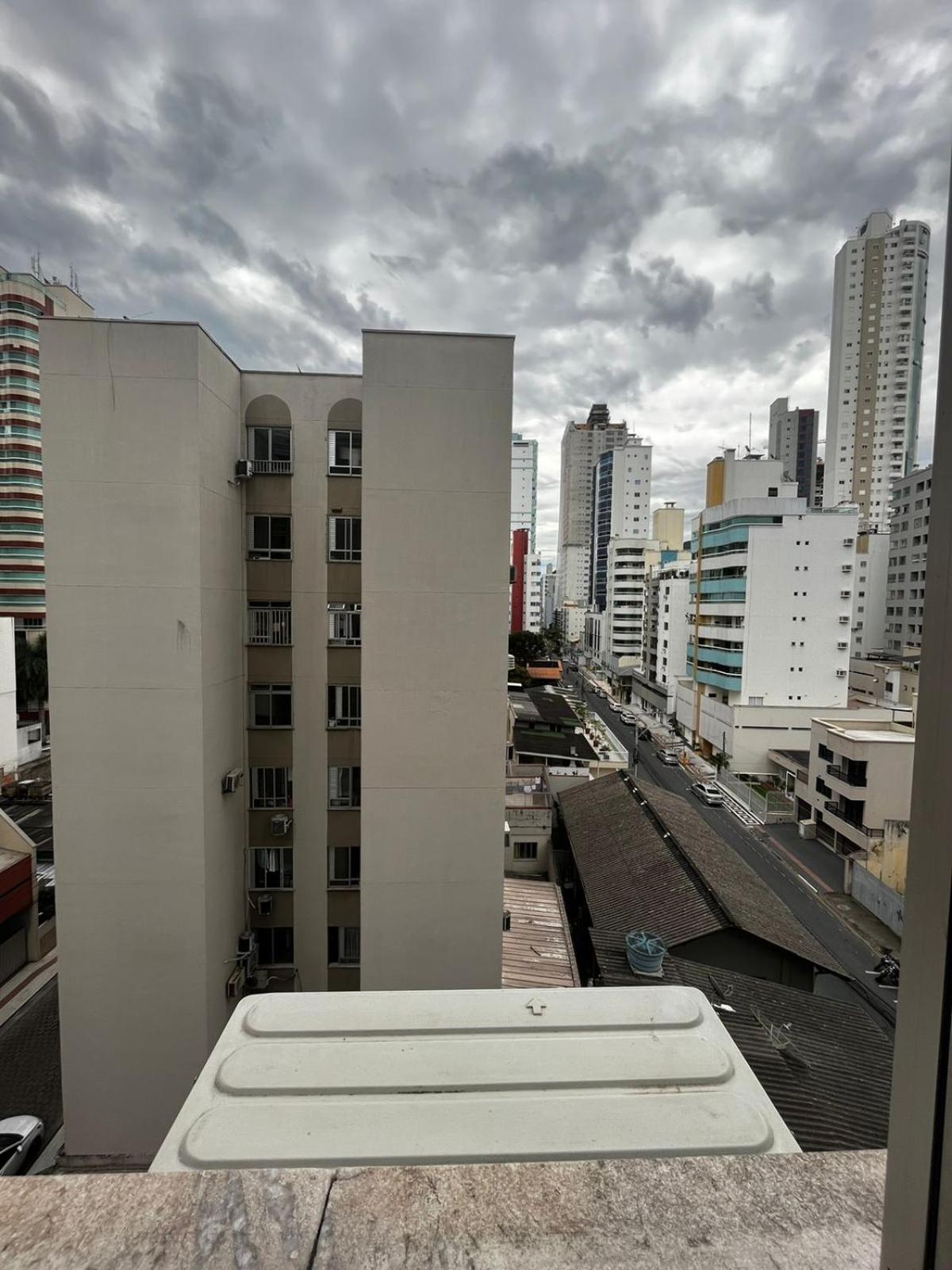 Apartamento Central Proximo Da Praia E Atlantico Shopping Balneario Camboriu Bagian luar foto